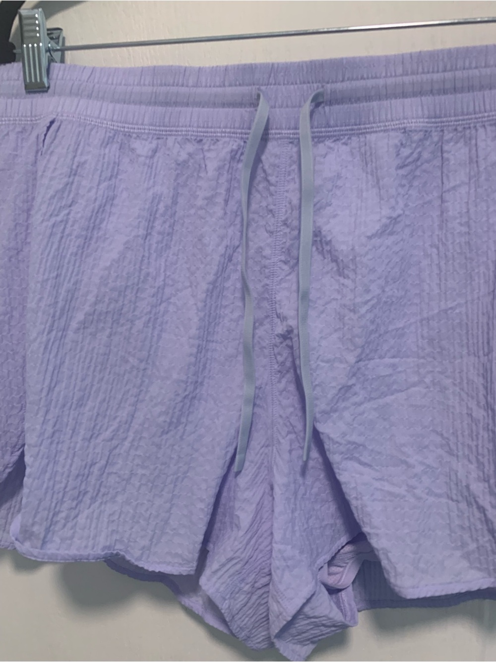 76. NWT Lululemon negative split textured run short 2.5” Size XL - Picture 2 of 6